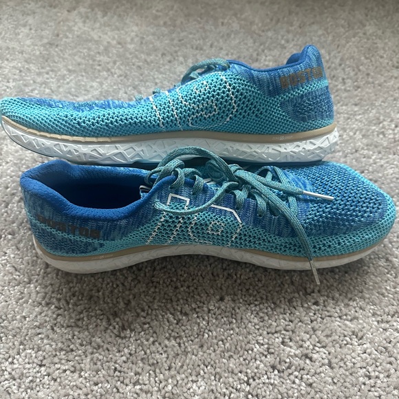 Altra Escalante Racer 2019 Boston Edition - Picture 4 of 7